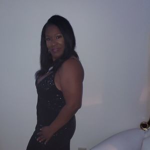 Meet your Posher, Sharon